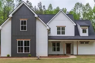 158 Foggy Bottom Dr, Carrollton, GA 30116 - Photo 1