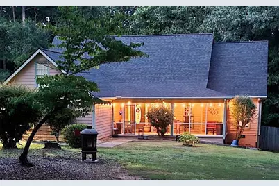 124 Foxdale Drive, Lagrange, GA 30240 - Photo 1