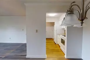 300 Johnson Ferry Road NE, Atlanta, GA 30328 - Photo 8