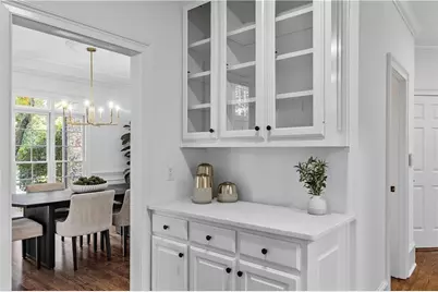 200 Morgan Farm Drive, Atlanta, GA 30342 - Photo 12