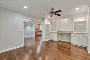 220 Wind Shadow Ct, Roswell, GA 30075 - Photo 4