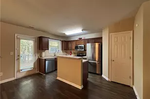 2687 Pointcrest Way, Grayson, GA 30017 - Photo 8