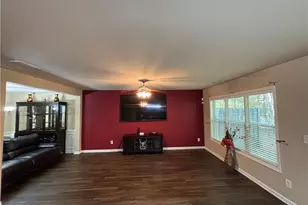 2687 Pointcrest Way, Grayson, GA 30017 - Photo 4