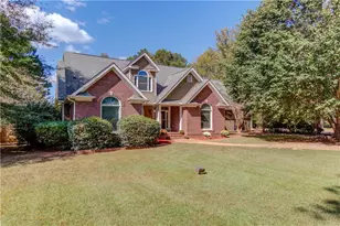 45 Carolyn Ct, Social Circle, GA 30025 - Photo 4