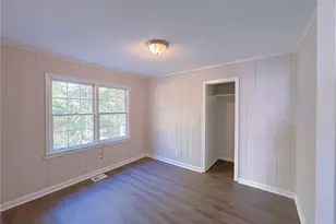 2126 Ivydale St, Atlanta, GA 30344 - Photo 8