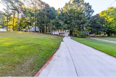 4908 Tarleton Drive SW, Lilburn, GA 30047 - Photo 40