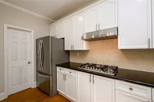 2114 Sugar Springs Dr, Lawrenceville, GA 30043 - Photo 14