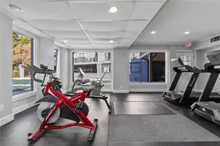 104 Granville Ct, Atlanta, GA 30328 - Photo 8