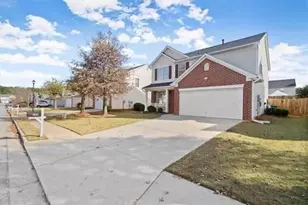 790 Clairidge Ln, Lawrenceville, GA 30046 - Photo 2