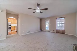 962 Cove Lake Ct, Lawrenceville, GA 30045 - Photo 4