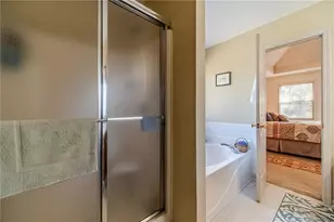 962 Cove Lake Ct, Lawrenceville, GA 30045 - Photo 18