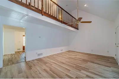 3906 Laurens Lane, Snellville, GA 30039 - Photo 16