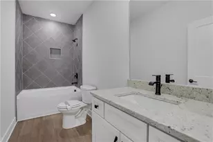 7044 Manchester Dr, Flowery Branch, GA 30542 - Photo 16