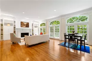 345 W Berwicke Common NE, Atlanta, GA 30342 - Photo 12