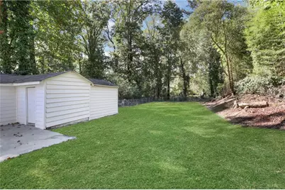 207 Walthall Street NW, Marietta, GA 30064 - Photo 8