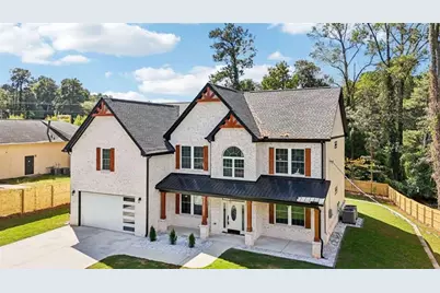 4656 Matterhorn Drive, Lilburn, GA 30047 - Photo 4