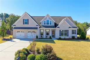 840 Champagne Ln, Hoschton, GA 30548 - Photo 1