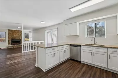 4923 Terrace Green Way, Stone Mountain, GA 30088 - Photo 10