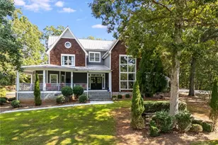 2620 E Piney Point Dr, Douglasville, GA 30135 - Photo 2