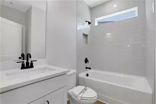 7041 Manchester Dr, Flowery Branch, GA 30542 - Photo 10