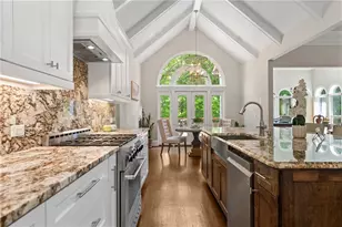 5540 Chelsen Wood Dr, Johns Creek, GA 30097 - Photo 12