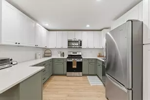 708 Parkaire Crossing, Marietta, GA 30068 - Photo 8