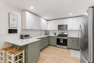 708 Parkaire Crossing, Marietta, GA 30068 - Photo 6