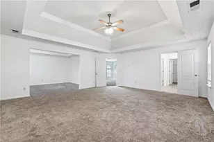 640 Howell Dr, Locust Grove, GA 30248 - Photo 6