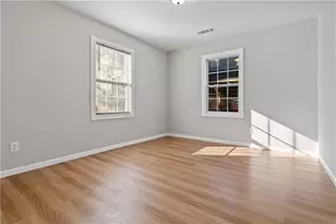 908 Emory St, Oxford, GA 30054 - Photo 10