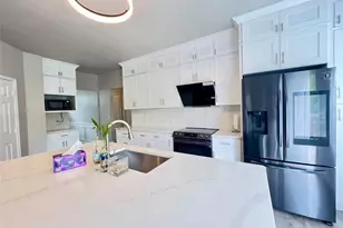 903 Milton Cir, Loganville, GA 30052 - Photo 8