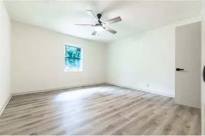 4361 Hendrix Dr, Forest Park, GA 30297 - Photo 12