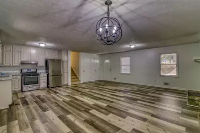 2911 Quinbery Drive, Snellville, GA 30039 - Photo 8