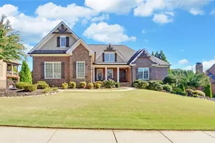 170 Slate Dr, Buford, GA 30518 - Photo 2