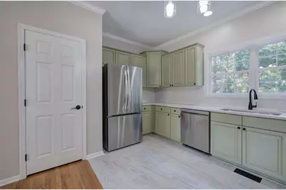 135 Greatwood Drive, White, GA 30184 - Photo 16