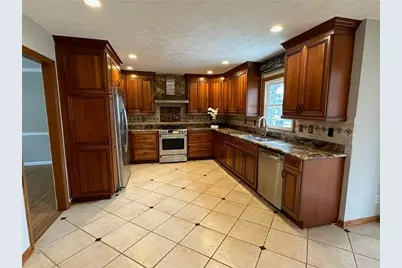 701 Deer Oaks Drive, Lawrenceville, GA 30044 - Photo 8