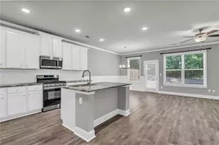 213 Yellowwood Wy, Woodstock, GA 30188 - Photo 2