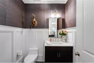 3630 Peachtree Road NE #2104, Atlanta, GA 30326 - Photo 8