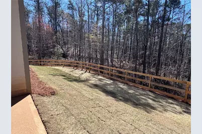 327 Crest Pointe S, Bremen, GA 30110 - Photo 2