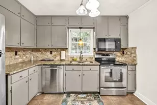 1763 Hearth Stone Circle, Lawrenceville, GA 30043 - Photo 16