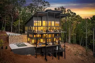 321 Skylight Dr, Blue Ridge, GA 30513 - Photo 2