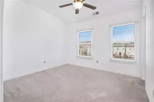 3615 Hawthorne Terrace, College Park, GA 30337 - Photo 10