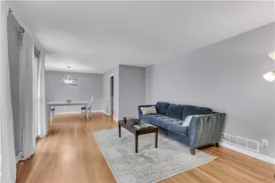 922 Red Apple Dr, Marietta, GA 30066 - Photo 6