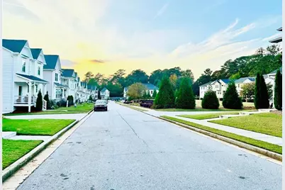 5313 Hearthstone Street, Stone Mountain, GA 30083 - Photo 8