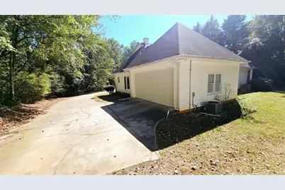 44 Hidden Lakes Court, Newnan, GA 30263 - Photo 32