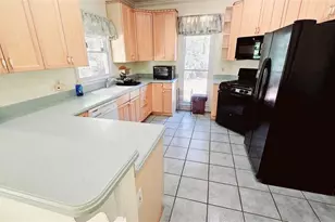 44 Hidden Lakes Ct, Newnan, GA 30263 - Photo 12