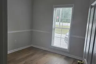 217 Bellview St, Winder, GA 30680 - Photo 6