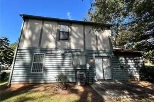 6317 Creekford Ln, Lithonia, GA 30058 - Photo 18