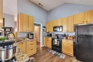 2255 Lake Royale Dr, Riverdale, GA 30296 - Photo 2