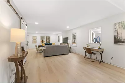 1044 Pinedale Drive SE, Smyrna, GA 30080 - Photo 6