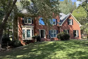 2781 Jen Chris Dr, Snellville, GA 30039 - Photo 2